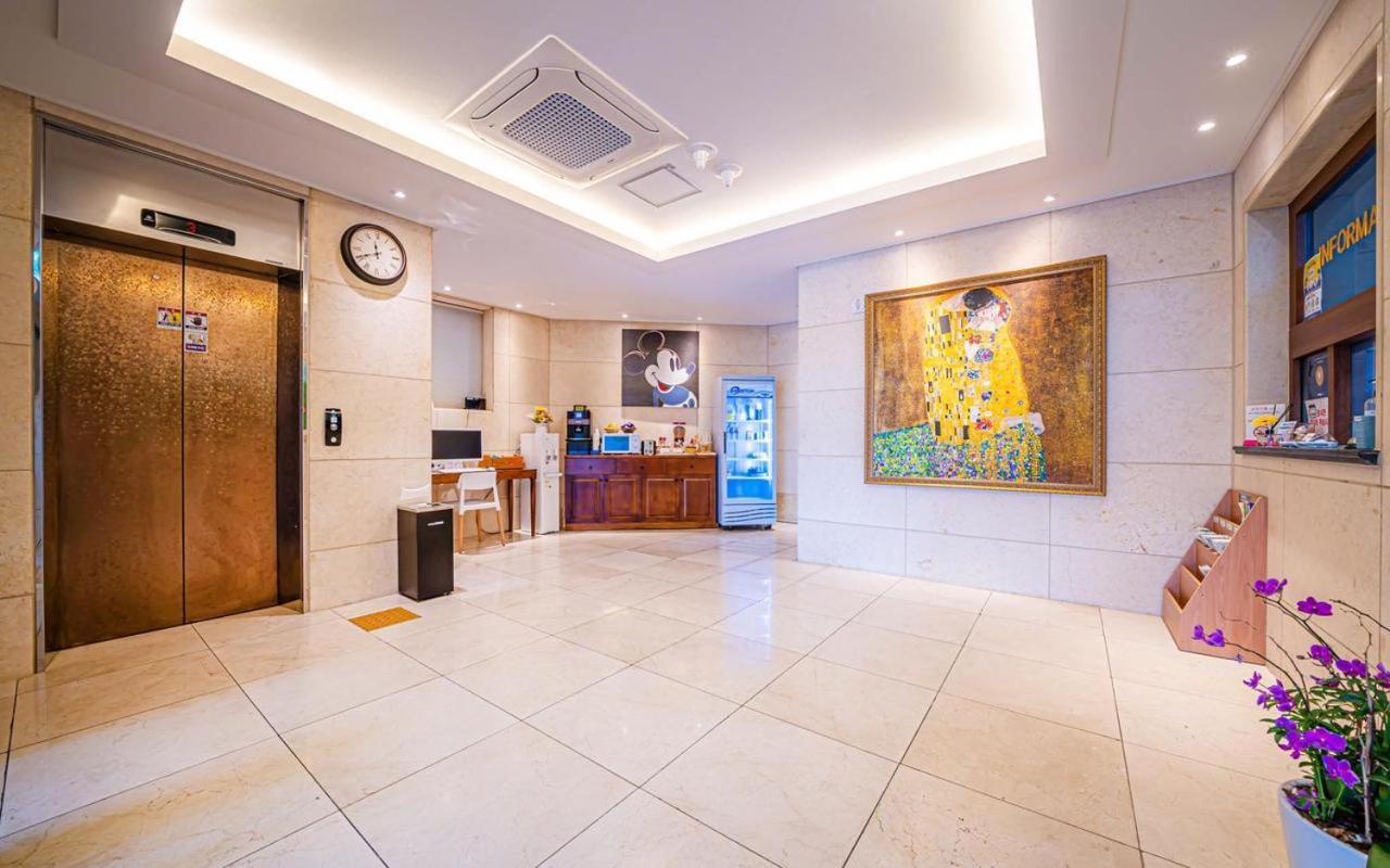 Hotel Momo Busan Buitenkant foto